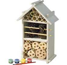 Insektenhotel aus Holz mit Füllmaterial, Farben, Pinsel und Kleber