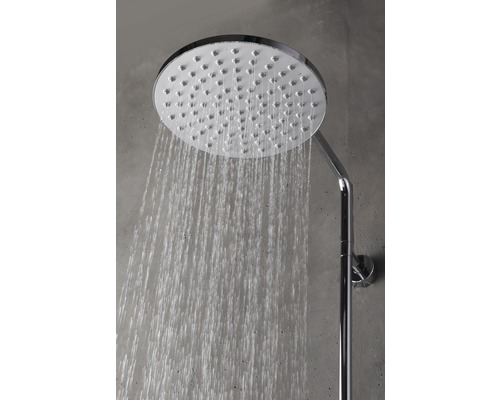 Pomme de douche ronde avec jet d''eau