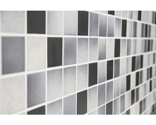 Carreaux de mosaïque sur le mur