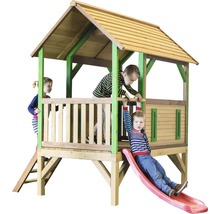Spielhaus aus Holz mit Rutsche und Kindern