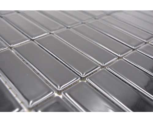 Rechteckige Mosaikfliesen aus Metall