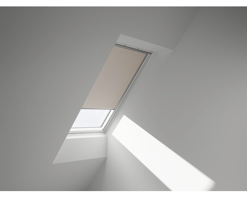 Store occultant VELUX uni beige à commande manuelle cadre aluminium DKL M06 4556S