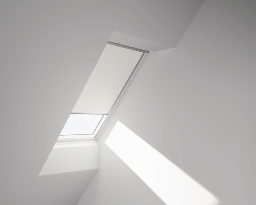 Store occultant VELUX blanc à commande manuelle cadre aluminium DKL F06 1025S