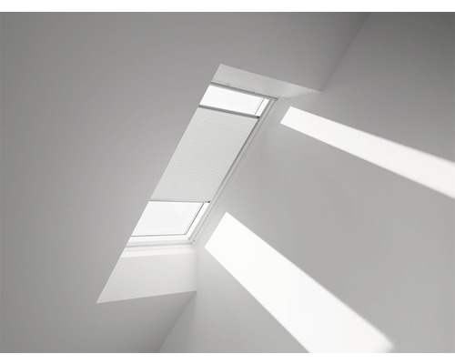 Store plissé alvéolaire VELUX DuoLine blanc à commande manuelle FHC P06 1045S