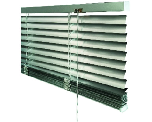 Metalljalousie mit Lamellen und Zugschnur