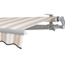 Vue détaillée d''un store rayé avec cadre en aluminium