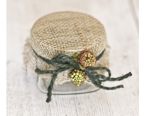 Bocal à conserve décoré de tissu de jute et de ruban