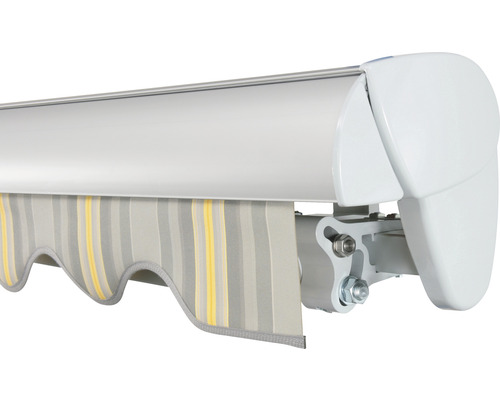 Markise mit Streifenmuster