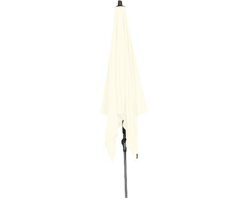 Geschlossener Sonnenschirm mit Ständer