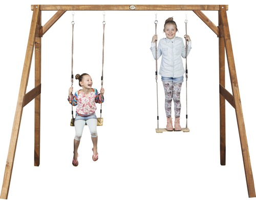 Balancelle en bois avec deux enfants qui se balancent