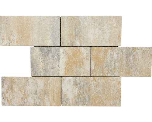 Pavés en pierre autobloquants, posés selon un motif