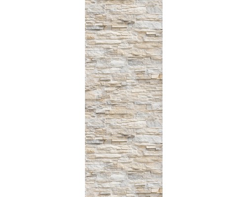 Wandverkleidung mit Natursteinoptik.