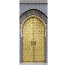 Porte ornée de motifs orientaux