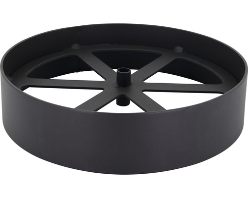 Anneau noir avec structure à rayons de roue pour le jardin.