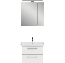 Badezimmer mit Spiegelschrank und Waschtischunterschrank