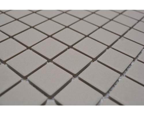 Keramikmosaikfliesen, quadratisch angeordnet