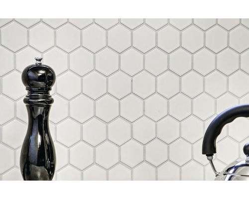 Carreaux hexagonaux sur le mur