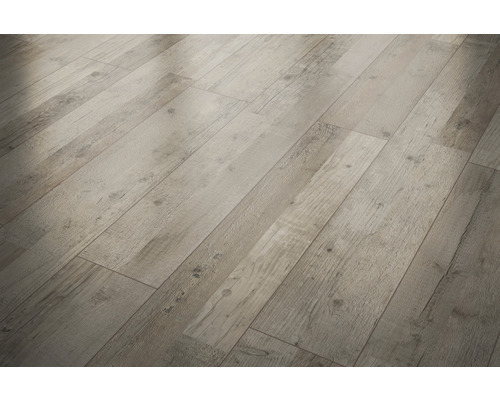 Planche posée aspect bois