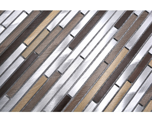 Mosaïque avec aspect bois et métal