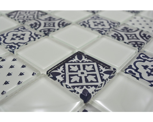 Vue détaillée de carreaux de mosaïque avec motif