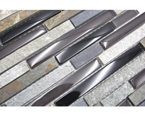 Mosaïque en verre et en pierre