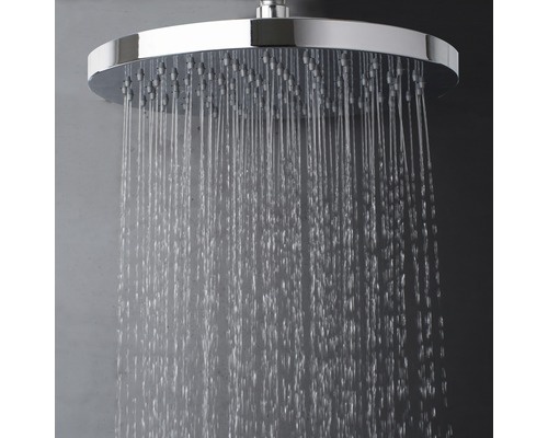 Pomme de douche ronde avec jet d''eau