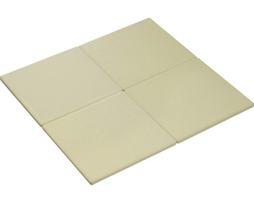 Quatre carreaux de sol carrés