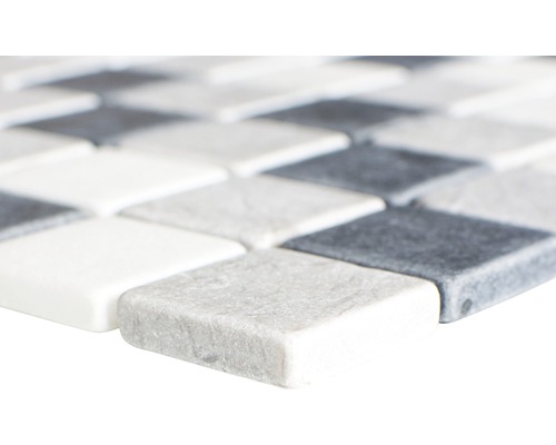 Mosaïque en pierre naturelle avec pierres carrées