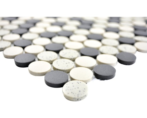 Carreaux de mosaïque avec des formes rondes de différentes couleurs