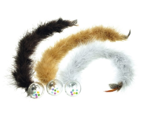 Katzenspielzeug Rasselball mit Federschwanz 45 cm, farblich assortiert