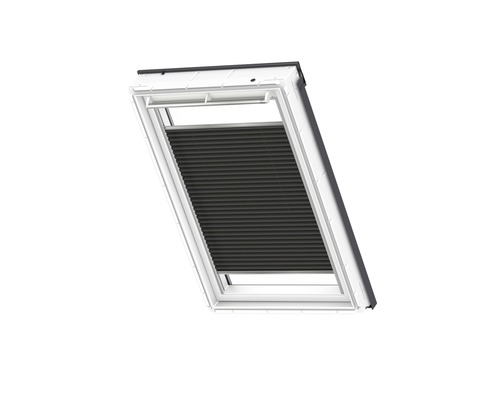 Fenêtre de toit avec store plissé fermé