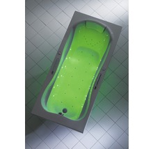 Rechteckige Badewanne mit Haltegriffen und Düsen auf Fliesenboden