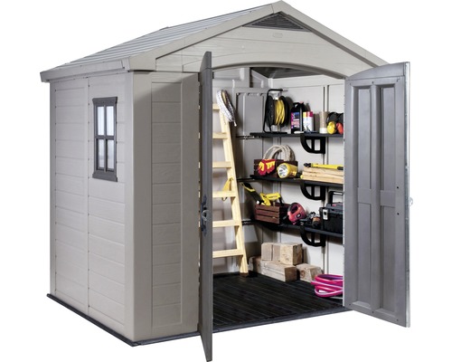 Kunststoff Gerätehaus mit geöffneten Türen und Innenausstattung