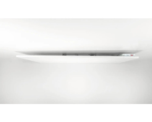 Chauffage de plafond avec panneau de commande sur un plafond