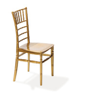 Chaise Chiavari dorée en bois
