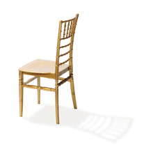 Chaise dorée pour événements, en métal