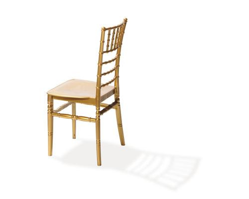 Chaise dorée pour événements, en métal