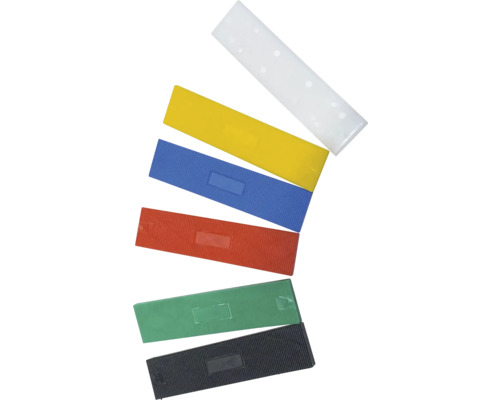 Cales de construction en plastique de différentes tailles et couleurs