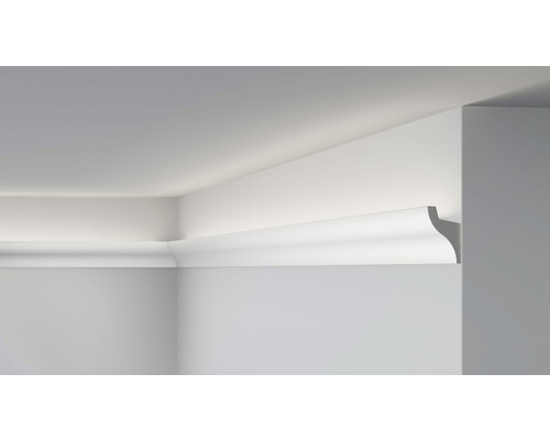 LED Leiste CL11, 1 x 2 m, 33 x 50 mm Raumecke mit angebrachten Zierleisten