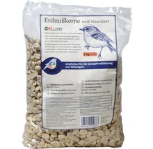 Packung mit blanchierten Erdnusskernen als Vogelfutter