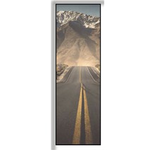 Illustration einer Strasse, die zu einem Bergmassiv führt