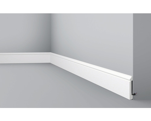 Sockelleiste C3, 1 x 2 m, 10 x 80 mm Sockelleiste C3, 1 x 2 m, 10 x 80 mm