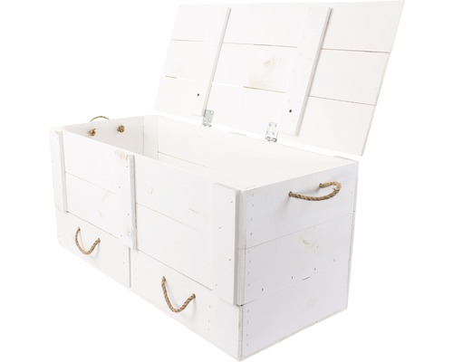 Geöffnete weiße Holzkiste mit Seilgriffen