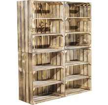 Regal aus vier Holzkisten