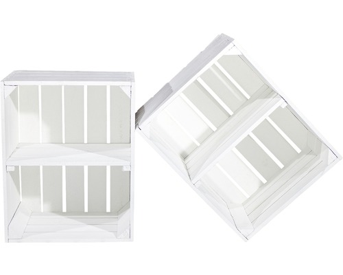 Zwei weisse Holzkisten zur Aufbewahrung