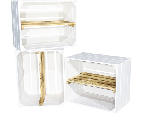 Drei weisse Holzkisten mit Regalböden für die Aufbewahrung