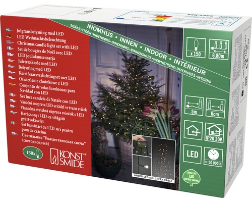 Emballage d''une guirlande de Noël à LED pour l''intérieur avec 150 lumières et un câble vert