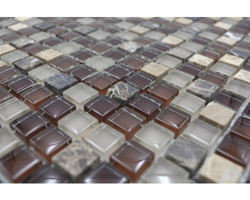 Mosaikfliese aus Glas und Stein, Nahaufnahme