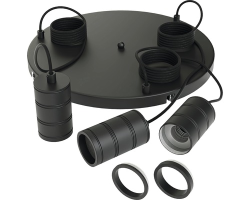 Deckenleuchte mit vier Leuchten und ringförmigen Blenden