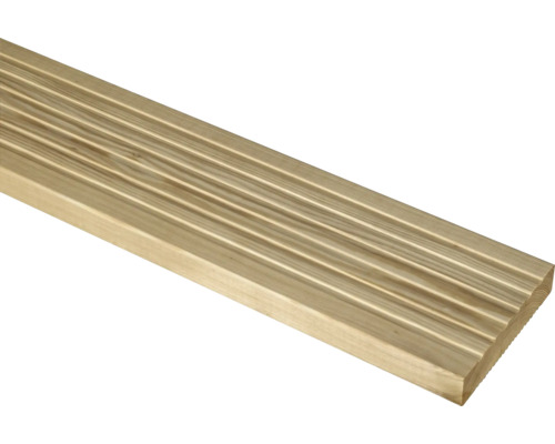 Geriffelte Terrassendiele aus Holz